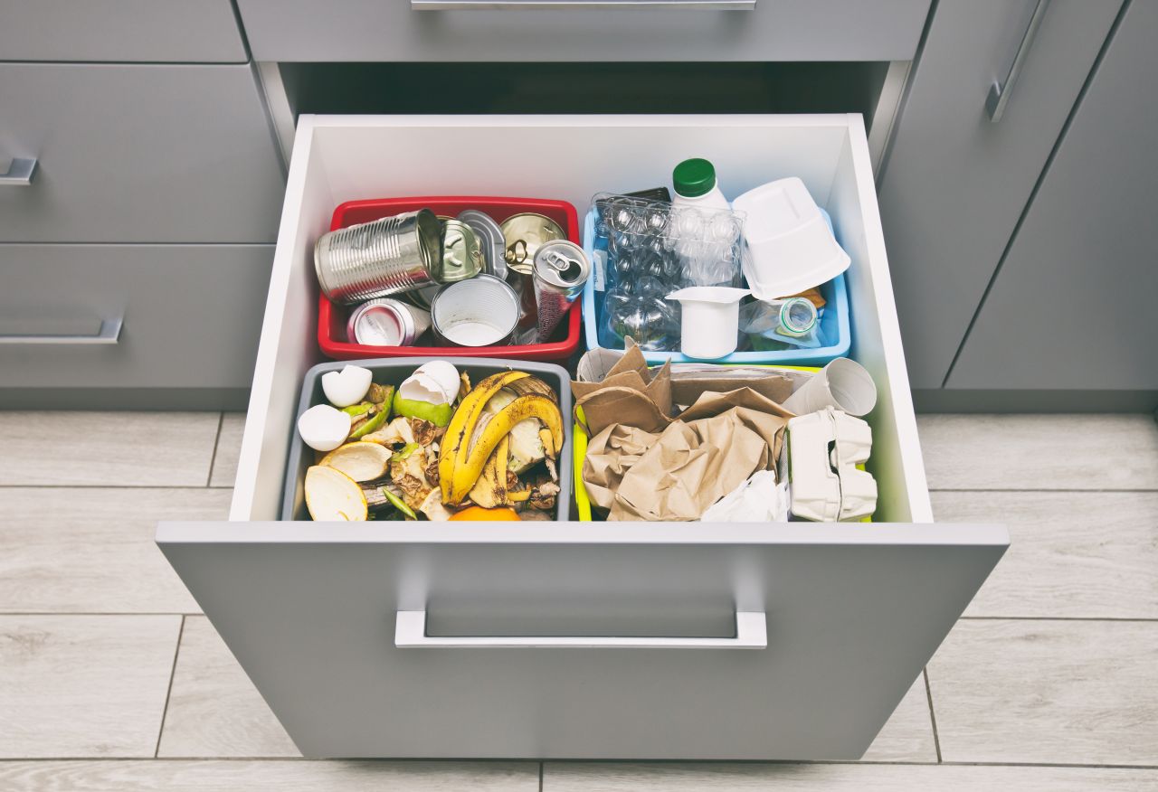 Segregacja śmieci – jak prawidłową o nią zadbać w swoim domu